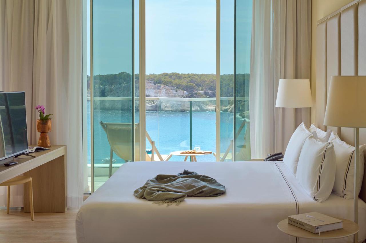 Melia Cala Galdana Ξενοδοχείο Cala Galdana  Εξωτερικό φωτογραφία A room at the hotel