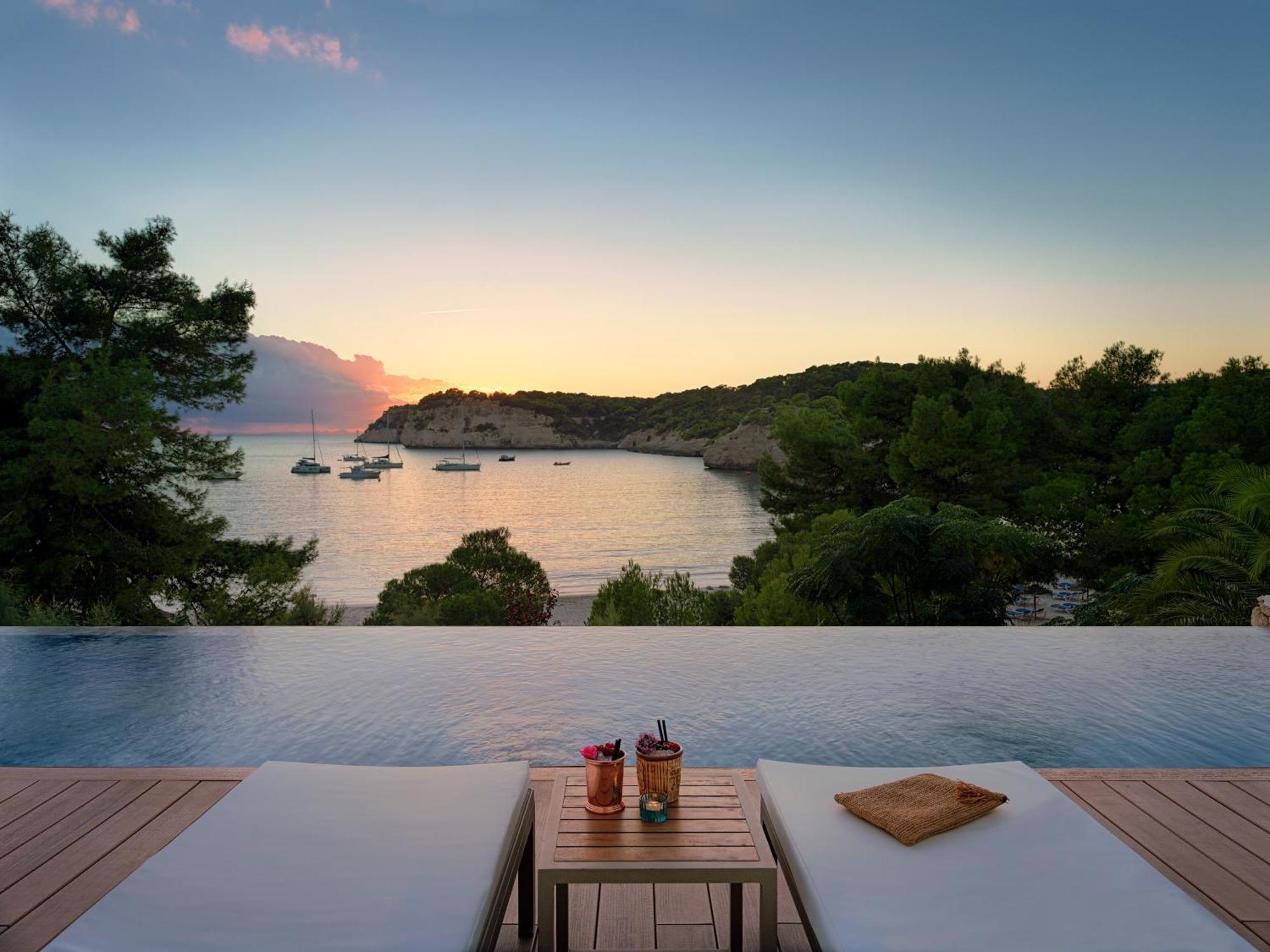 Melia Cala Galdana Ξενοδοχείο Cala Galdana  Εξωτερικό φωτογραφία Sunset at the Amanzoega