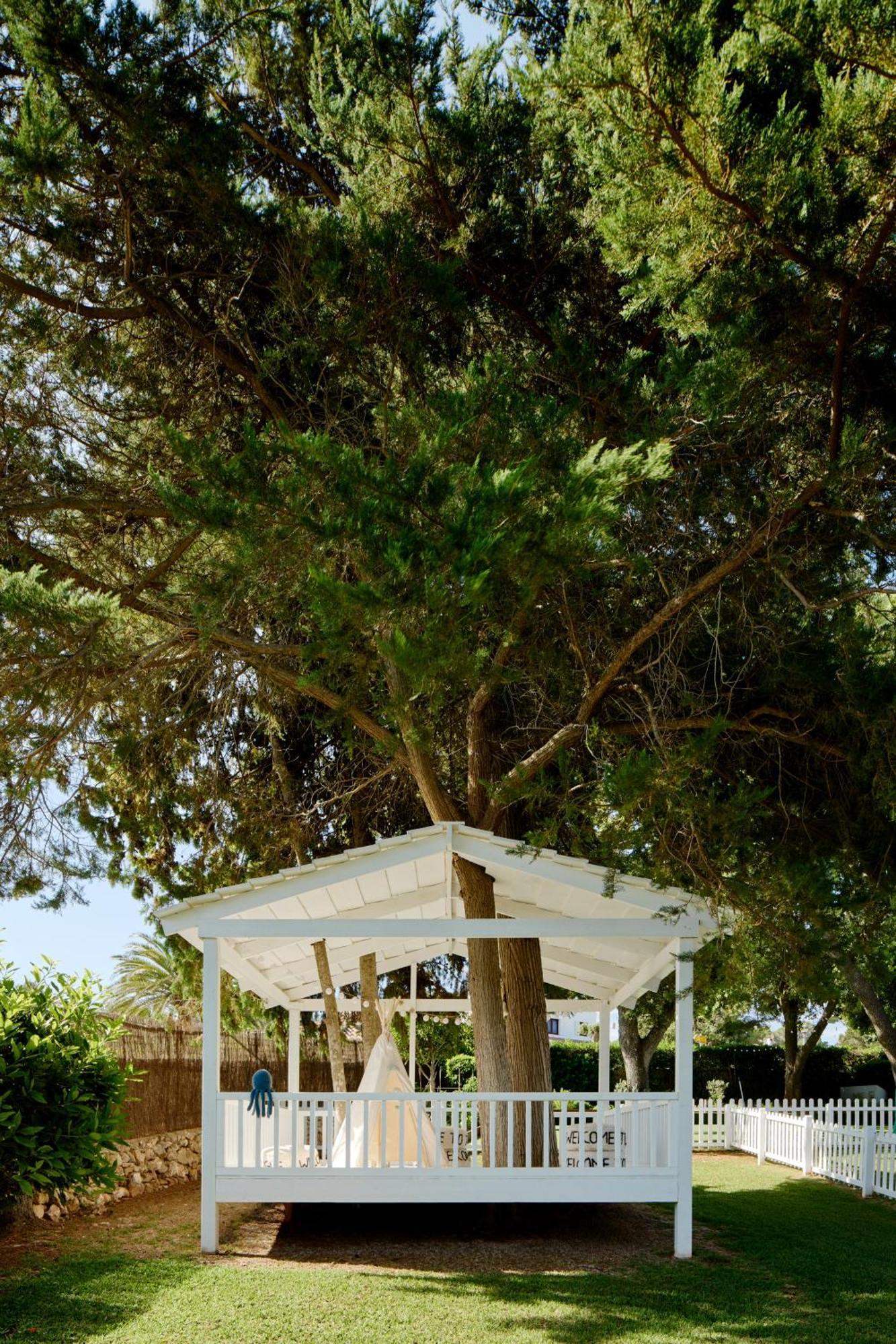 Melia Cala Galdana Ξενοδοχείο Cala Galdana  Εξωτερικό φωτογραφία A sukkah in Jerusalem