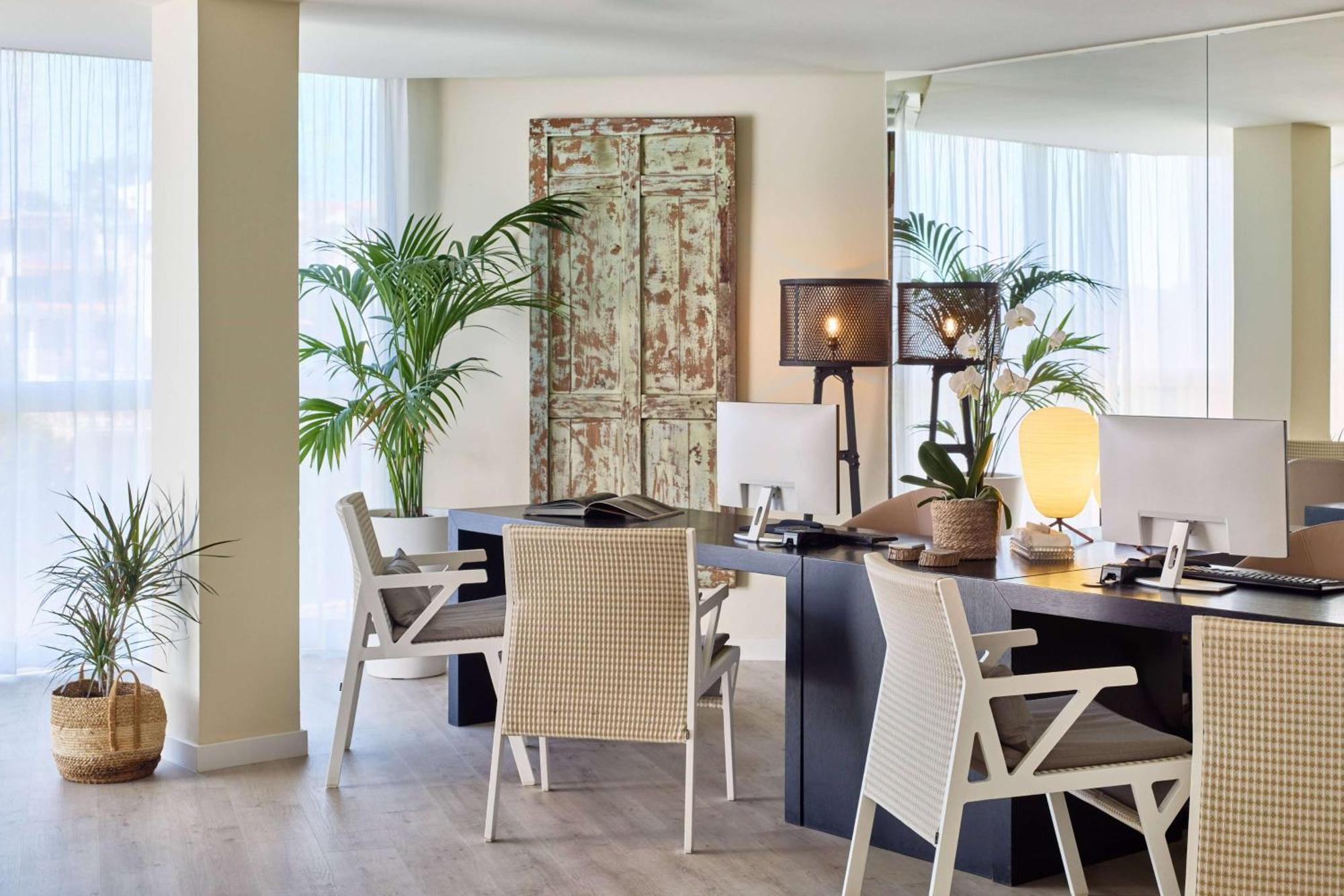 Melia Cala Galdana Ξενοδοχείο Cala Galdana  Εξωτερικό φωτογραφία The interior of a typical apartment